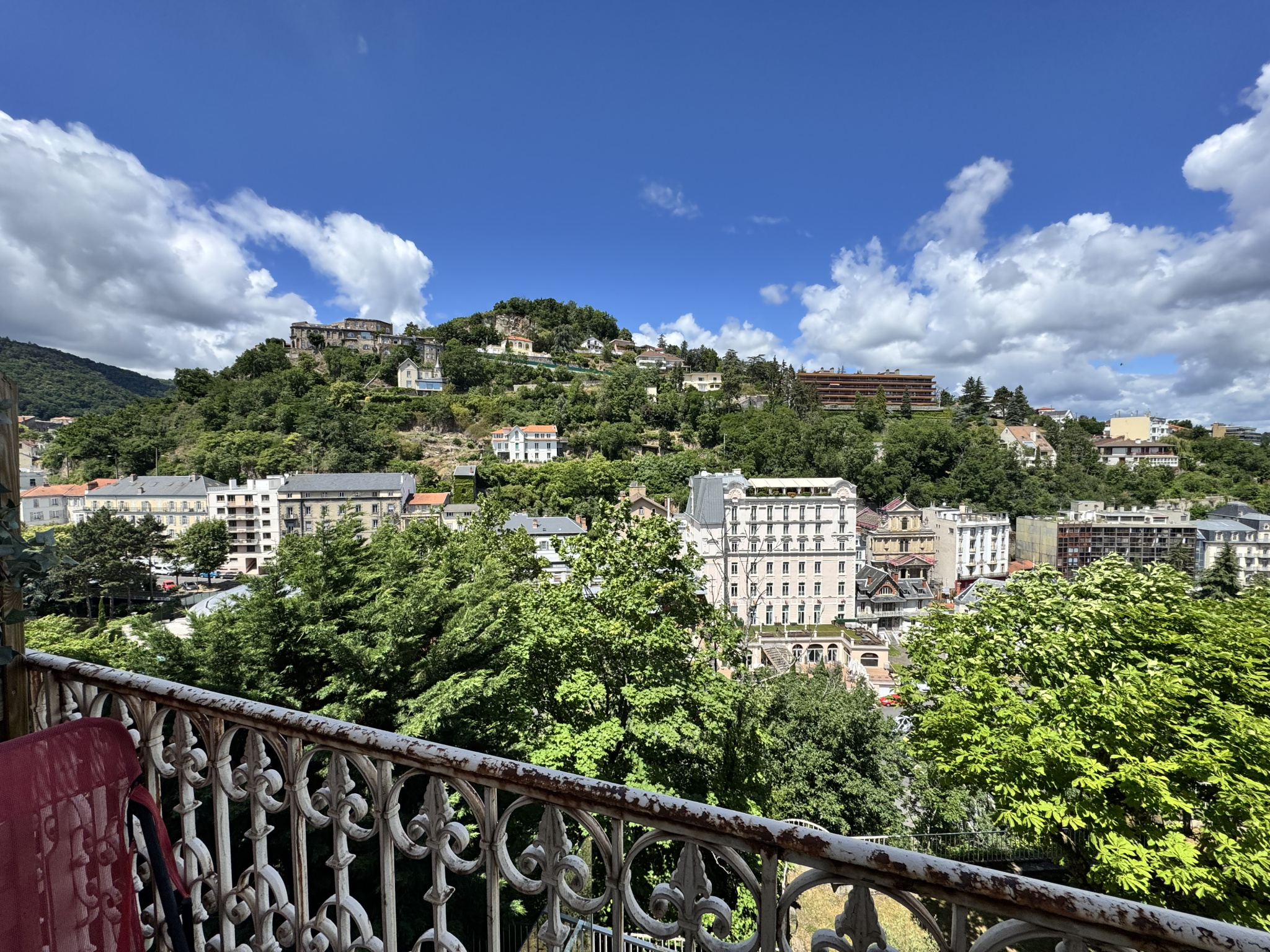 Studio meublé avec balcon