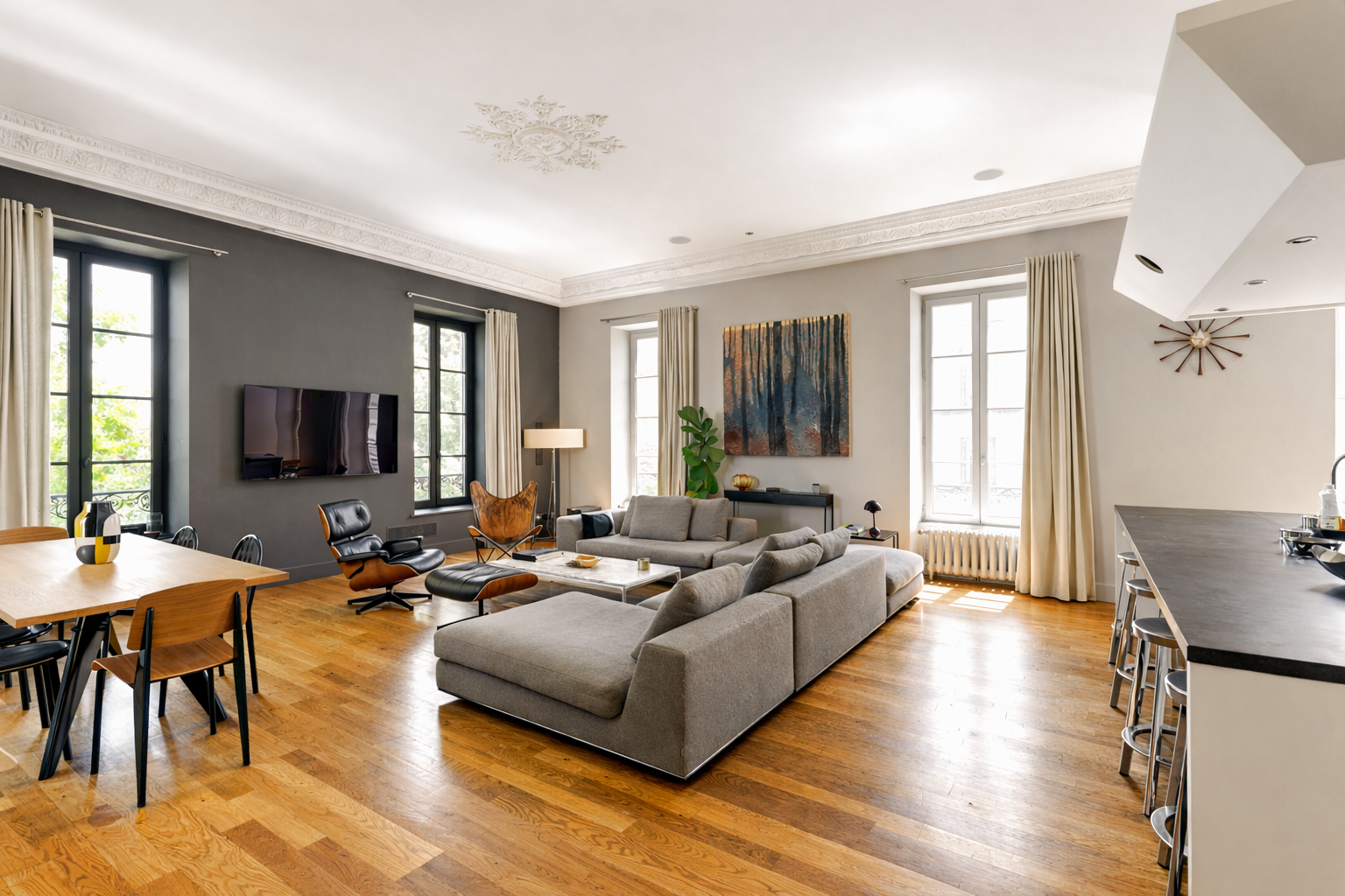 Royat Appartement de caractère 190 m2